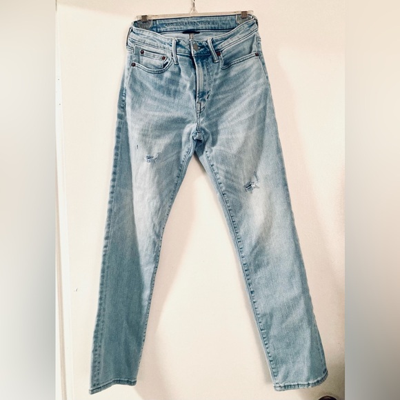American Eagle Outfitters Women's Light Blue Boyfriend Jeans - Picture 1 of 5